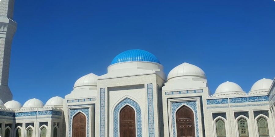 Bepillantás a hagyományba: Astana szépségének leleplezése Bas Meşıtı